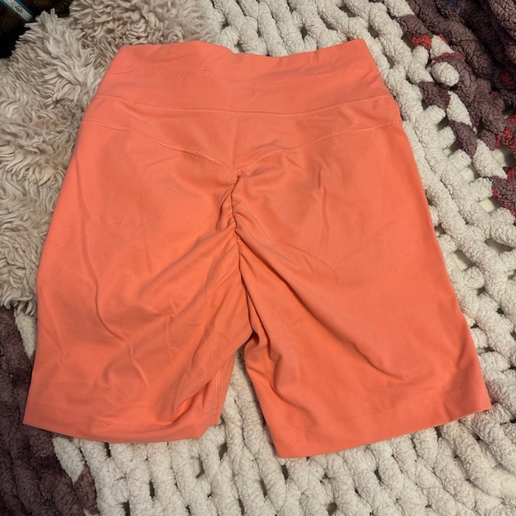 Gymshark X Whitney Simmons shorts - Picture 2 of 3